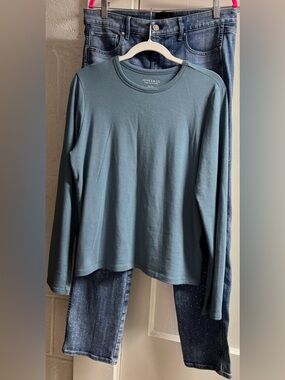 2 pc WHBM Embellished Jeans/grey long sleeve sz XL